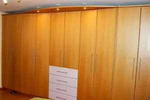 Maßgeschneiderte Kleiderschränke aus Melk 3